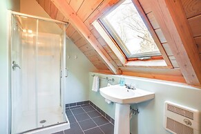 Private Beach + Deck: Serene Lake Michigan Retreat