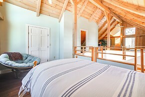 Private Beach + Deck: Serene Lake Michigan Retreat