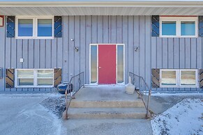 Walk to River: Downtown Pierre Apartment