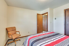 Walk to River: Downtown Pierre Apartment