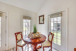 Walk to Lake Chicot: Cottage w/ Yard & Views!