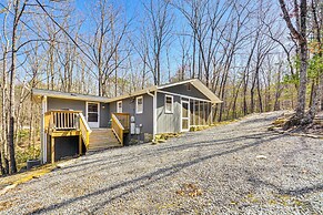 3 Mi to Hanging Rock State Park: Outdoor Haven!