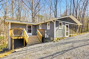 3 Mi to Hanging Rock State Park: Outdoor Haven!