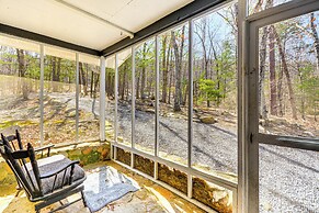 3 Mi to Hanging Rock State Park: Outdoor Haven!