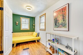 3 Mi to Hanging Rock State Park: Outdoor Haven!