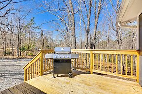 3 Mi to Hanging Rock State Park: Outdoor Haven!