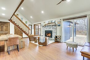 Pocono Mountain Family Home w/ Deck + Grill