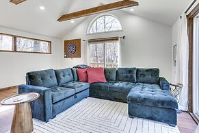 Pocono Mountain Family Home w/ Deck + Grill