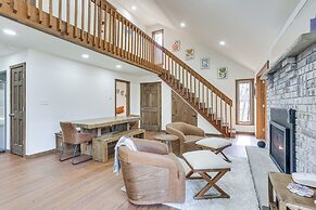 Pocono Mountain Family Home w/ Deck + Grill