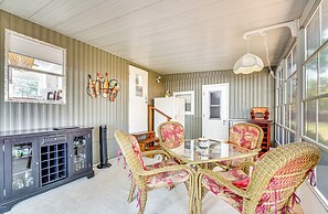 Day Trip to Disney: Lush Home w/ Outdoor Spaces!