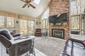 Waterfront Home w/ Boat Dock & Sunroom in Gardiner