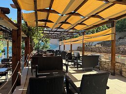 Max Gastro Beach House