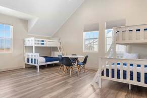 Twice Charmed 8 Bedroom Townhouse