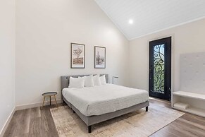 Twice Charmed 8 Bedroom Townhouse