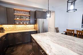 Twice Charmed 8 Bedroom Townhouse