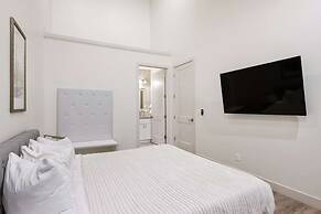 Twice Charmed 8 Bedroom Townhouse