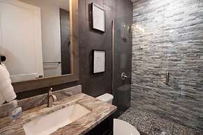 Twice Charmed 8 Bedroom Townhouse