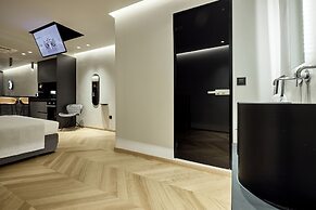 Cama Luxury Suites Kavouri