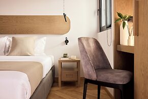 Cama Luxury Suites Kavouri