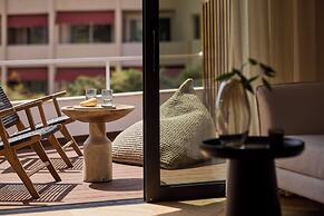 Cama Luxury Suites Kavouri