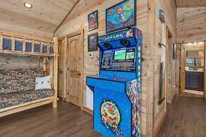 Dreamy Bear Lodge in Gatlinburg