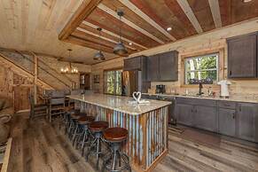 Rustic Dreamscapes in Gatlinburg