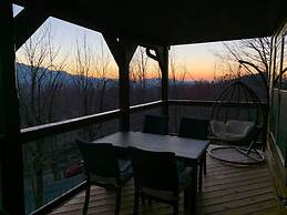 Rustic Dreamscapes in Gatlinburg