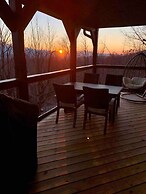 Rustic Dreamscapes in Gatlinburg