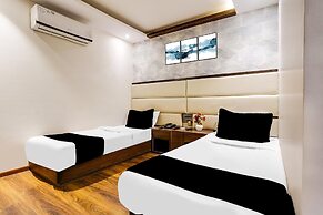 Cozy Stays Andheri Near Western Express Highway