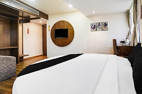 Cozy Stays Andheri Near Western Express Highway