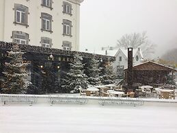 Le Baron Apartments