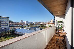 Elegant Flat in Benfica
