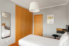 Elegant Flat in Benfica