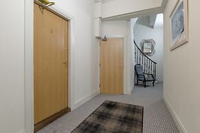 Destination Edinburgh Apartments- Southside Apartments