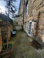 Destination Edinburgh Apartments- Southside Apartments