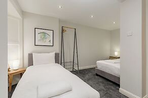 Destination Edinburgh Apartments- Southside Apartments