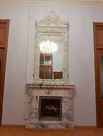 Versailles Boutique Hotel