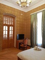 Versailles Boutique Hotel