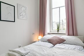 Cozy Room Shared Apt Millennium Tower