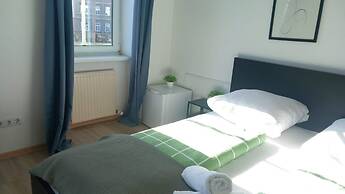 Cozy Room Shared Apt Millennium Tower