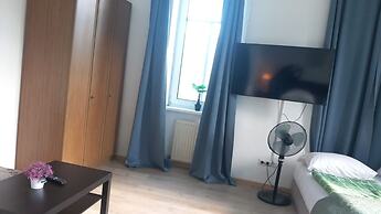 Cozy Room Shared Apt Millennium Tower