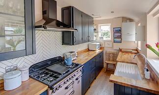 Whitstable - 3 Beds - Sleeps 6 - Pet Friendly