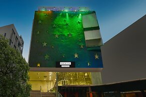 Cozy Deluxe Room at Chappan Market Indore