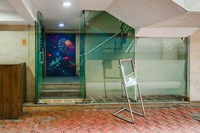 Cozy Deluxe Room at Chappan Market Indore