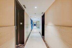 Cozy Deluxe Room at Chappan Market Indore