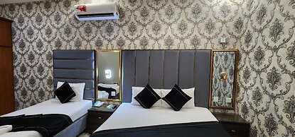 Red Fort Hotel Gulberg