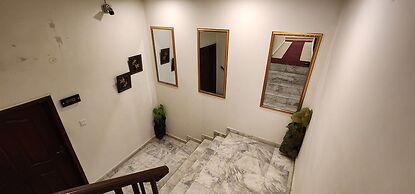 Red Fort Hotel Gulberg