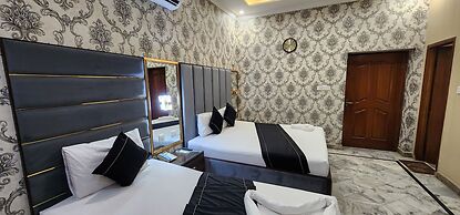 Red Fort Hotel Gulberg