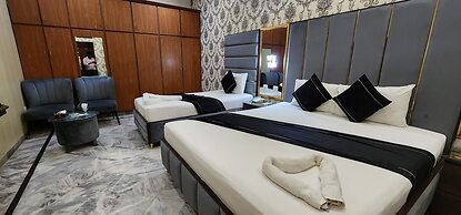 Red Fort Hotel Gulberg