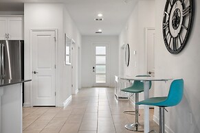 Luxury 10-bedroom Villa in Champions Gate Resort